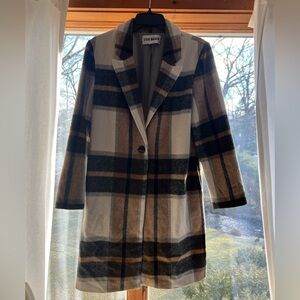 Size small Steve Madden coat.